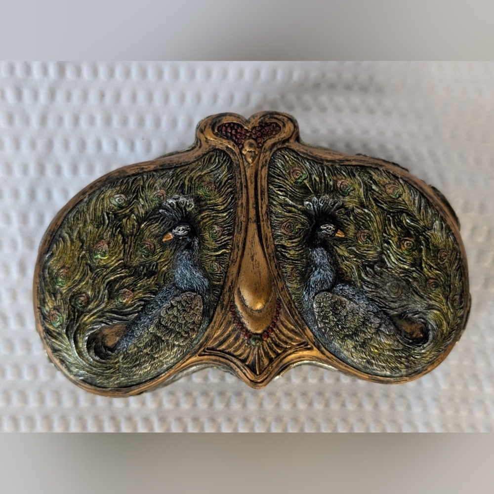 VERONESE DOUBLE PEACOCK TRINKET BOX